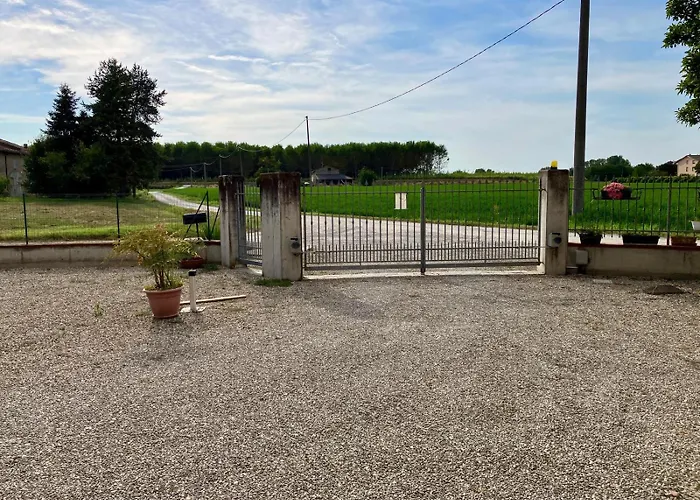 Alojamento de Acomodação e Pequeno-almoço Antico Casale San Pantaleone *